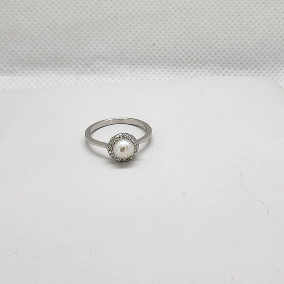 Brand New Sterling Silver 925 Pearl Ring - Picture 3 of 5